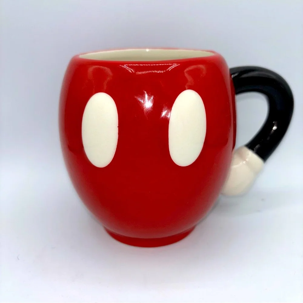 Disney Zak! Mickey Mouse Red Pants Arm 15 Ounce Sculpted Ceramic Coffee Cup Mug